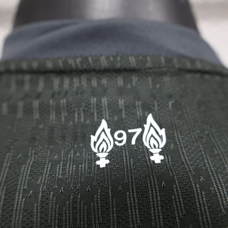 2024-25 Premier League Liverpool Home Football Jersey Top Player Edition Long Sleeve Jersey Red (复制)