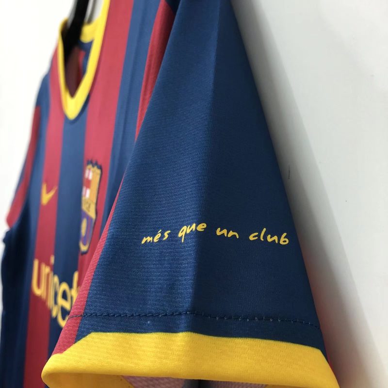 2010-2011 Barcelona home short sleeves