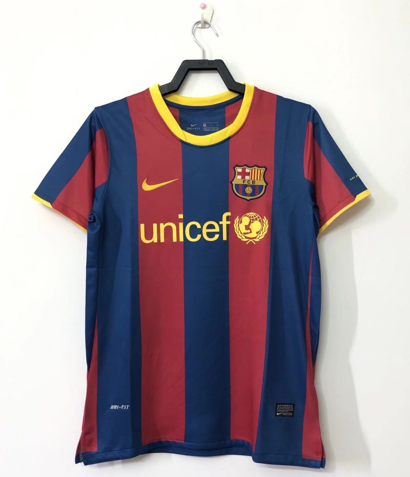 2010-2011 Barcelona home short sleeves