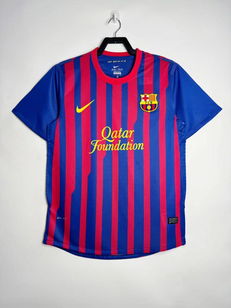 2011-2012 Barcelona home short sleeves