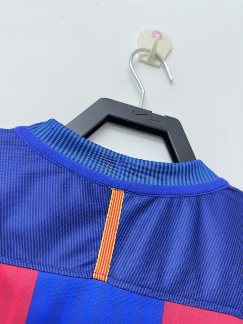 2016-2017 Barcelona home short sleeves