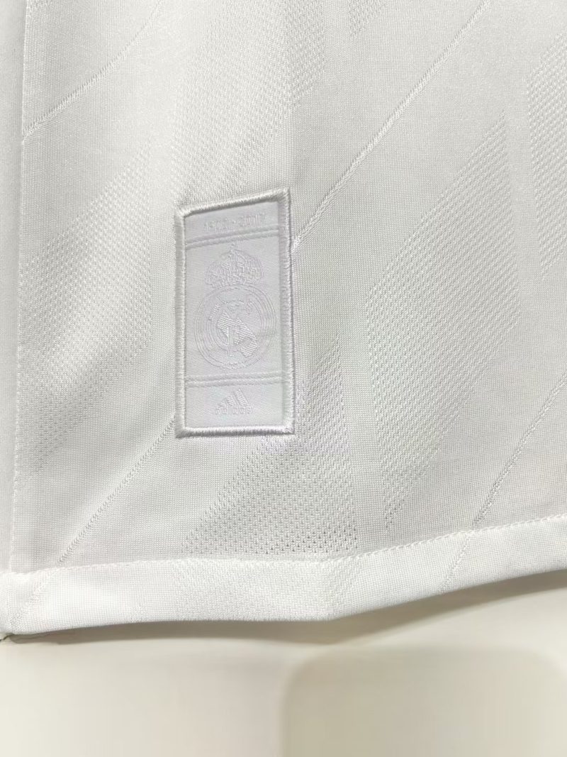 2017-2018 Real Madrid home short sleeves