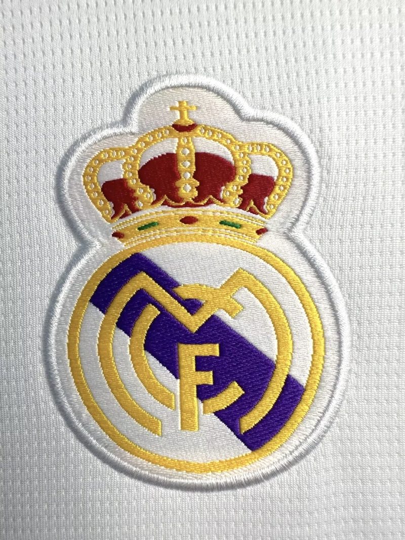 1997-1998 Real Madrid home short sleeves