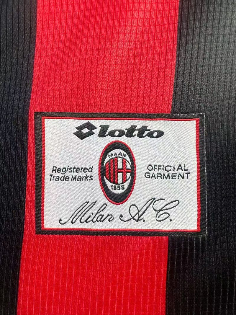 1997-1998 AC Milan home short sleeves