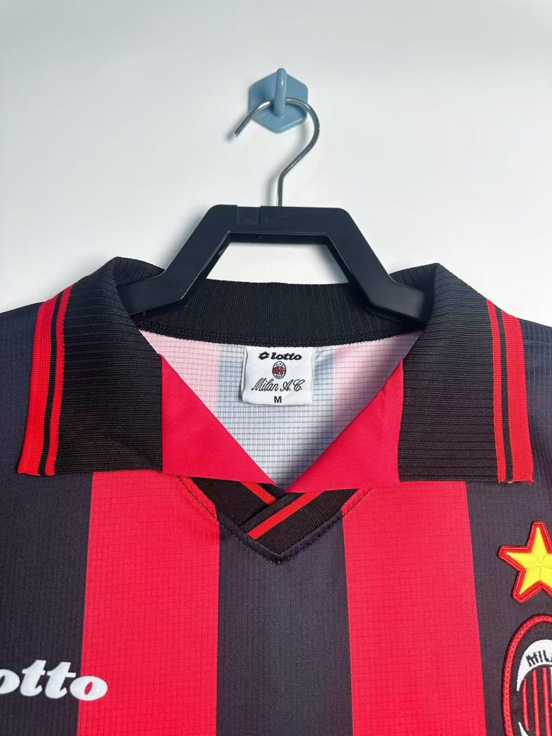 1997-1998 AC Milan home short sleeves