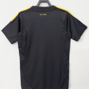 2011-2012 Real Madrid gatekeeping uniform short sleeves