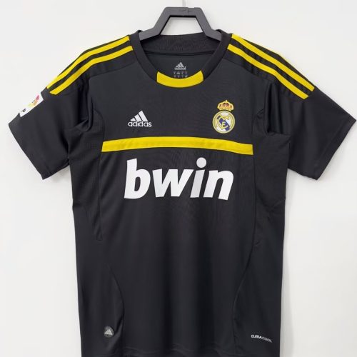 2011-2012 Real Madrid gatekeeping uniform short sleeves
